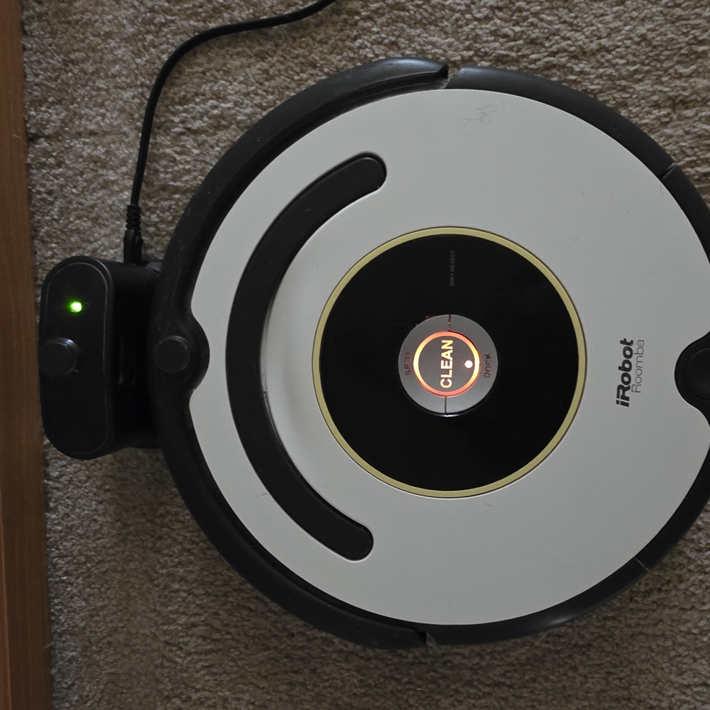 Roomba White Robotic Vacuum Cleaner